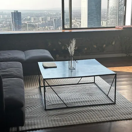 Jacuzzi, Paris La Defense, 40th Floor *